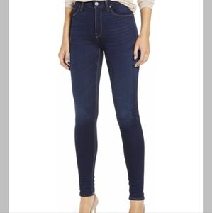 Hudson Barbara High-Rise Super Skinny Ankle Jean